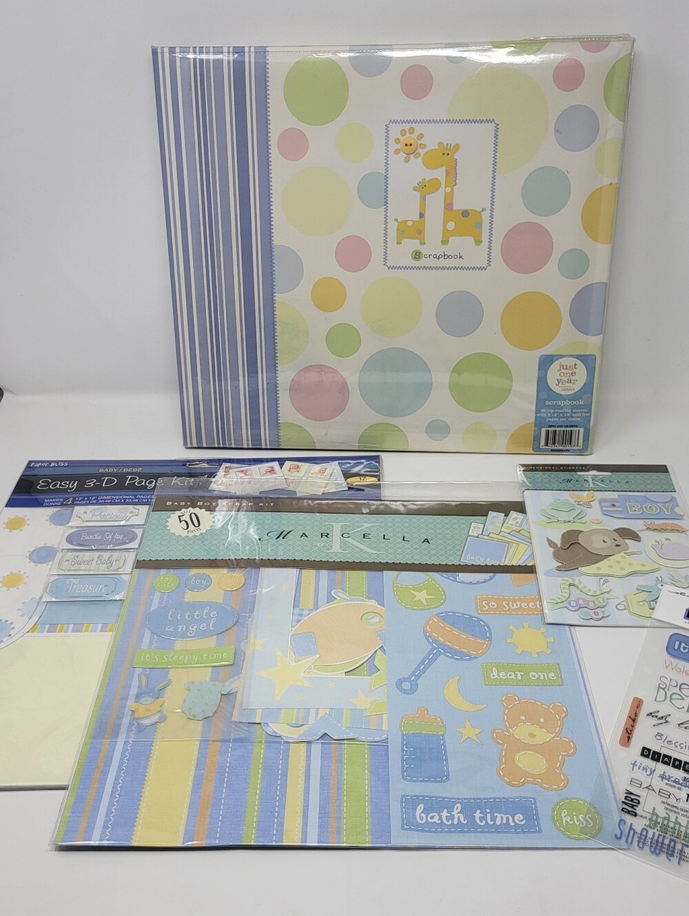 Carter's Scrapbook 20 12" X 12" Pages Giraffe Boy Stickers Kit